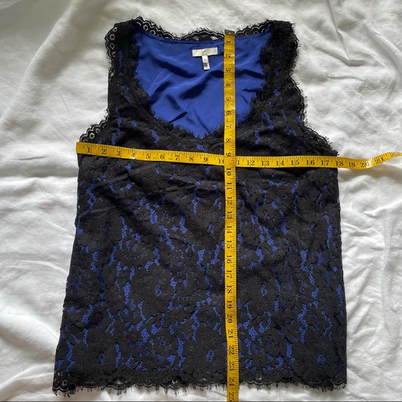Joie Andelle Lace Sleeveless Tank Top - Picture 3 of 6